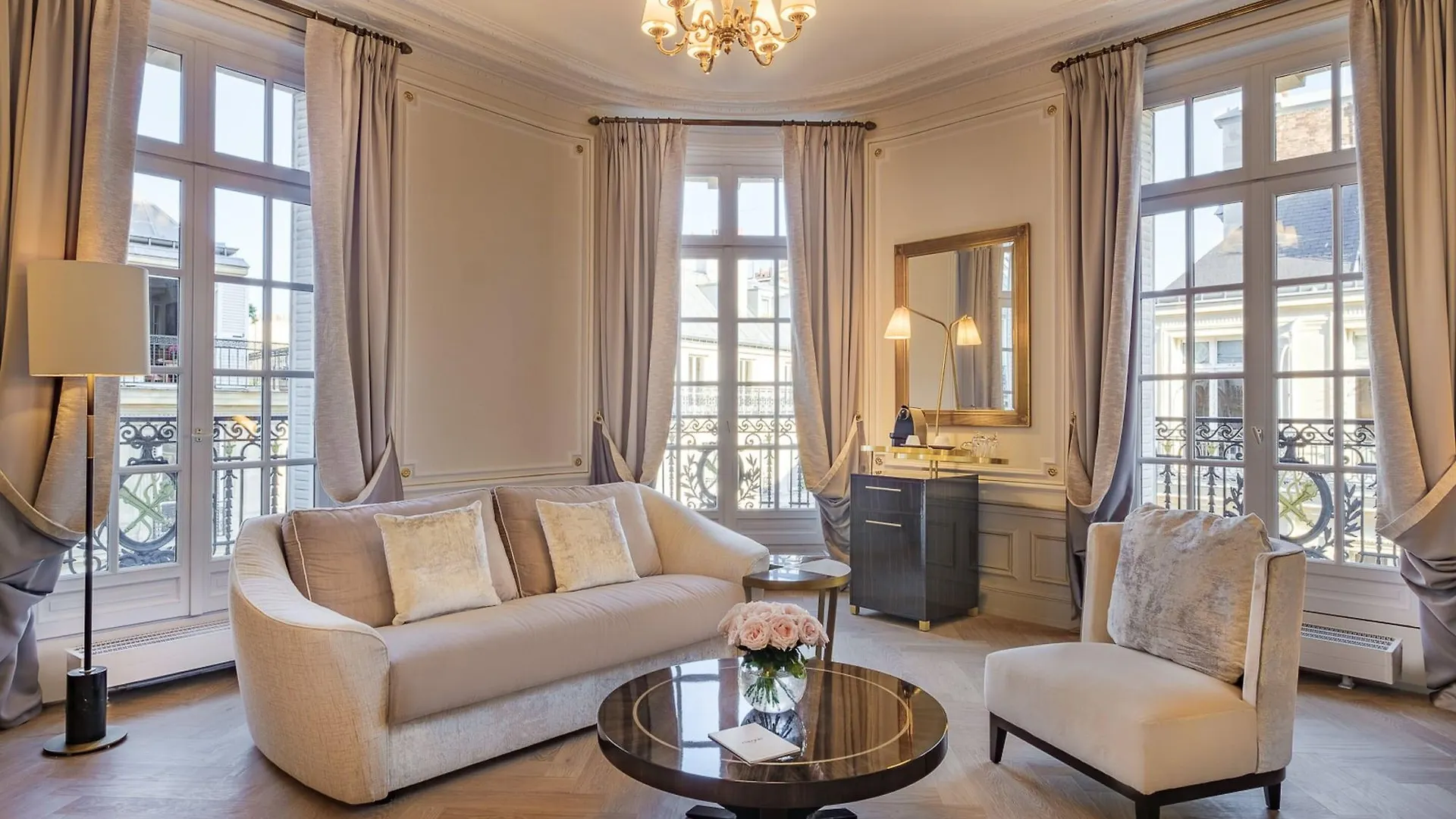 Hotel Elysia Paris