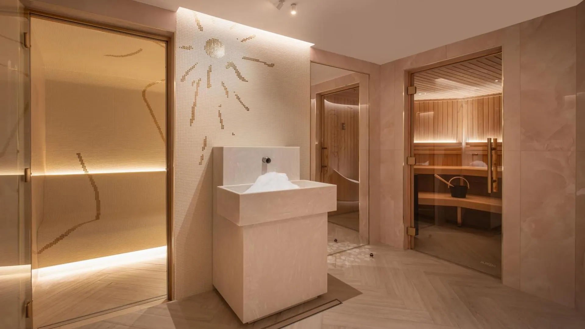 Elysia By Inwood Hotel